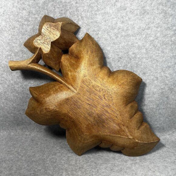 Hand-Carved Wood Bowl Fruit Basket With Carved Leaves Handle Centerpiece MCM Vtg - Picture 6 of 12